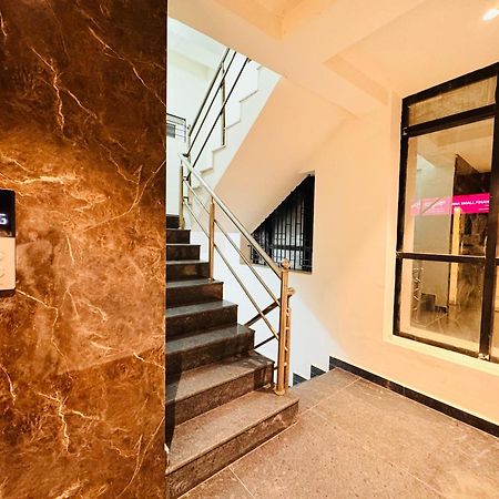 Hotel Star Avenue - Indiranagar Bangalore Eksteriør billede